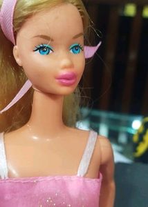 Vintage Kissing Barbie