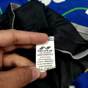 NIVIA Jogger /Lower Zipped Pockets