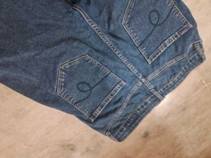 Chic Blue Flared Straight Fit Women Jeans