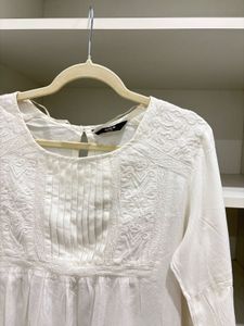Women’s Embroided Blouse