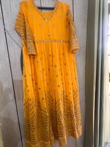 Yellow Semi Stitched Chiffon Suit