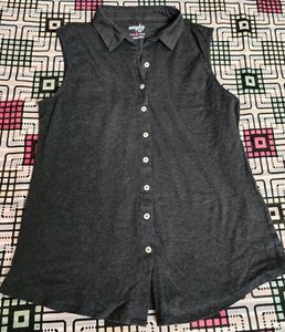 Fancy Sleeveless Charcoal T-shirt With No Defects