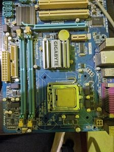 Intel Core 2 Duo Processor With Compatible Board