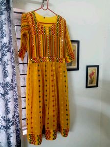 Women's Traditional Designer Kurti Set