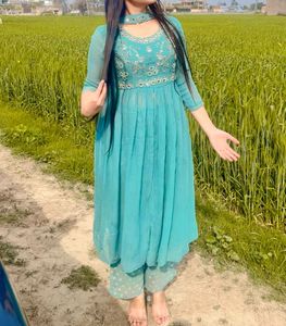 !!SALE!!🥳 Anarkali Suit With Choker Dupatta