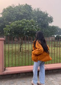 Puffer Jacket - Stylish & Warm