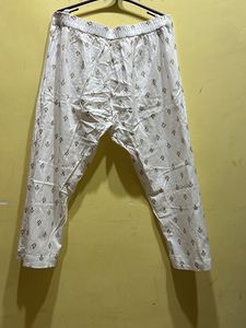 Avaasa Regular Fit Straight Pant Size XXL