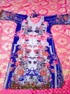 beautiful colours and disain 3 pic suit