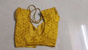 Elegant Yellow Saree