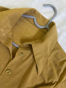 Stretchy Retro Gold Button-Up Top Bust 34