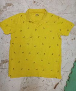 Yellow Collar Tshirt