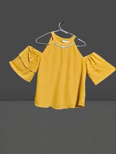 Chic Yellow Cold Shoulder Top