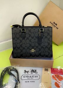 Coach tote Bag- Beautiful Bag
