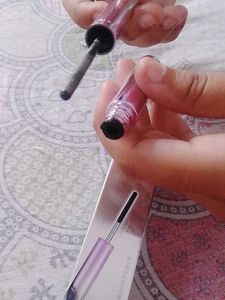 Gege bear Mascara