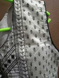 Elegant Embroidered Kurta