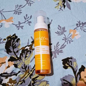 Dot &amp; KeyVitamin C Super Bright Foaming Face Wash