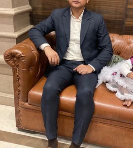Men&#39;s Navy Blue Suit