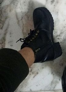 Y2k Black Boots ⛓️✨
