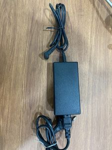 Sony AC Adapter 12 Volt 2.5 amp
