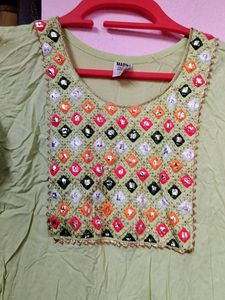 5 Combo Kurti And Pant