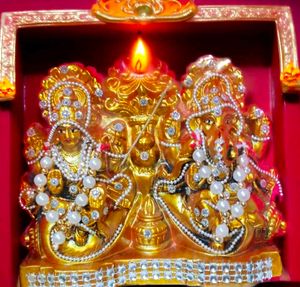 Lakshmi Ganesha Idol