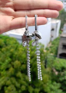 2 Pairs Of Elegant Earrings