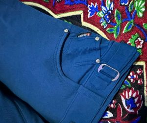 pant very stretchable