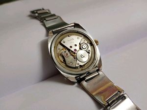 Hmt Rohit Watch
