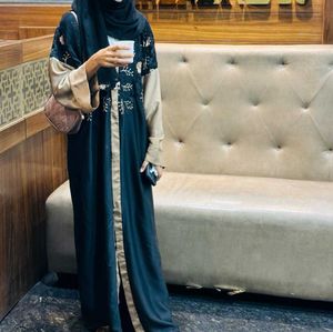 Abaya, Burkha