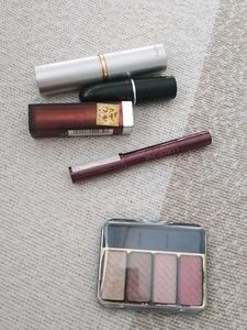 Make Up Bundle
