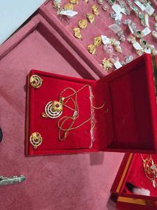2K Gold Polish Pendant Set With Chain