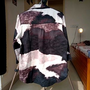 Abstract Print Shirt