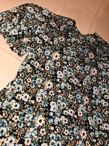 Green Flower Top
