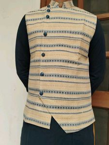 Trendy Beige Men’s Ethnic Wear with a Pocket