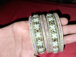 Pista Green Bangel