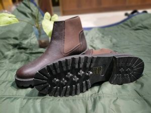 Stylish Brown Chelsea Boots