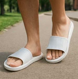 Sealed Packed Premium Flip Flop Slippers -Size 8