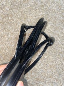 H&amp;M sandals Urgent Sale!! Fixed Rate