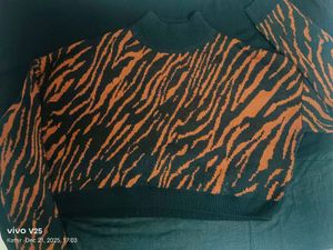 Stylish Animal Print Sweater