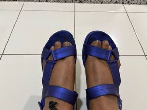 Clark’s Black Block Heel Belly &amp; Free Blue sandals