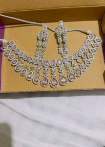 Elegant American Diamond Necklace Se