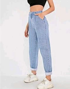 Stylish Light Wash Jeans