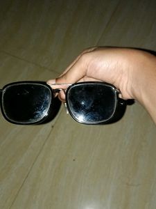 Square Framed Sunglasses