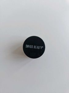Full coverage concealer from Swiss beauty