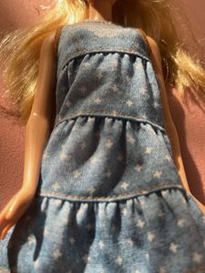 FLAT FEET BARBIE DOLL