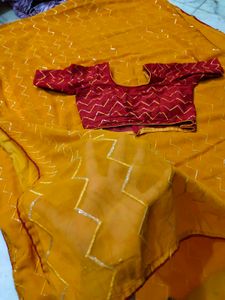 Beutiful Combination Saree An Blouse 😍