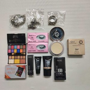 Renee Makeup Bundle Combo with Earrings