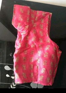 Beautiful Saree With Blouse