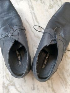 redtape black leather derby shoes for men. size is uk11. exact by measuring tape. 30cm. refer pics before buying
