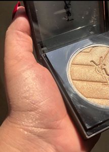 YSL Hyper Luminize Highlighting Powder